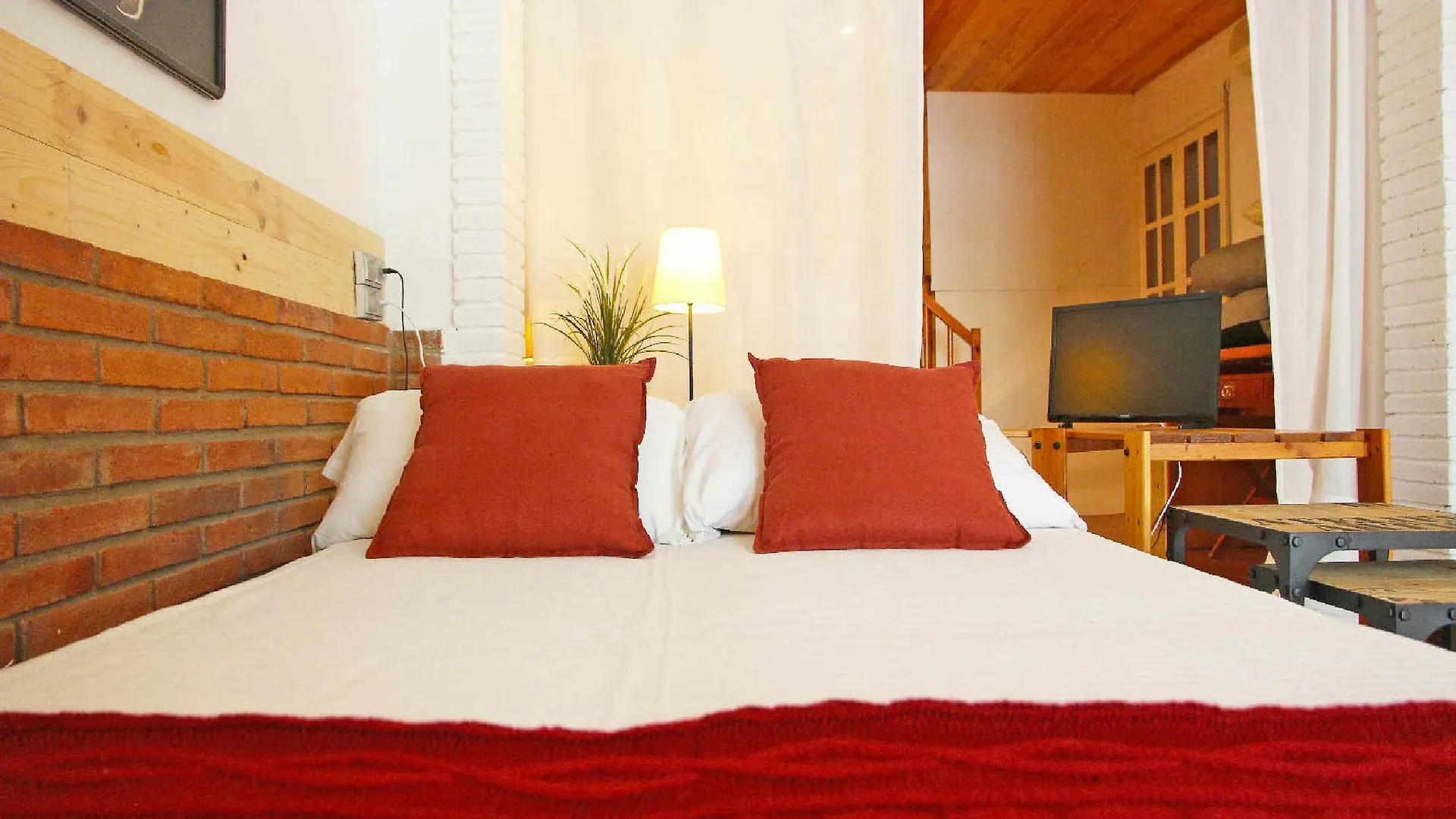 Apartment Urban Loft In Sagrada Familia